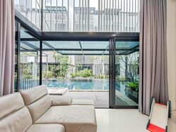 Charlton 27 (D19), Terrace #617667691